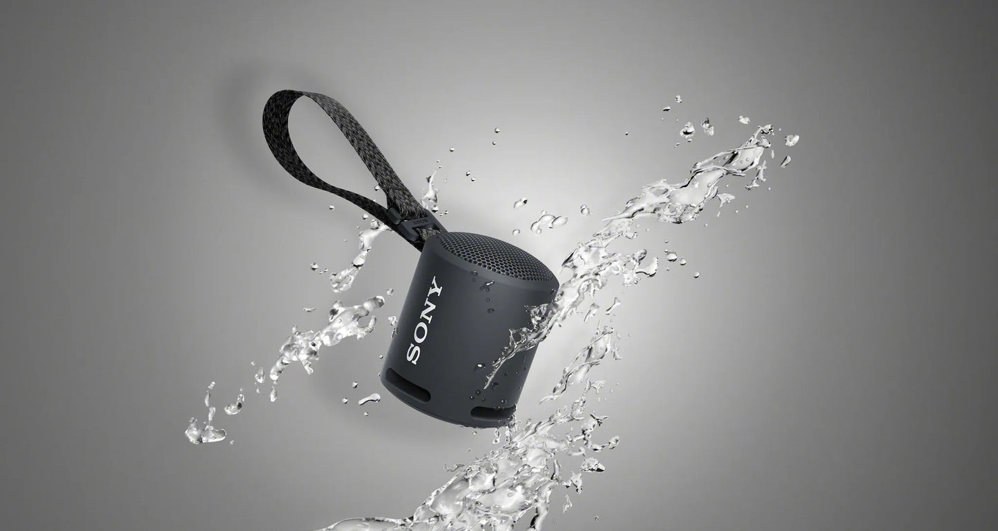 Sony SRS-XB13 Mobile Lautsprecher in Schwarz | Bluetooth IP67 Freisprechfunktion mit extra Bass